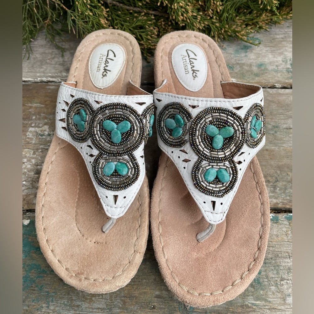 Clarks artisan white leather turquoise beads sandals 7